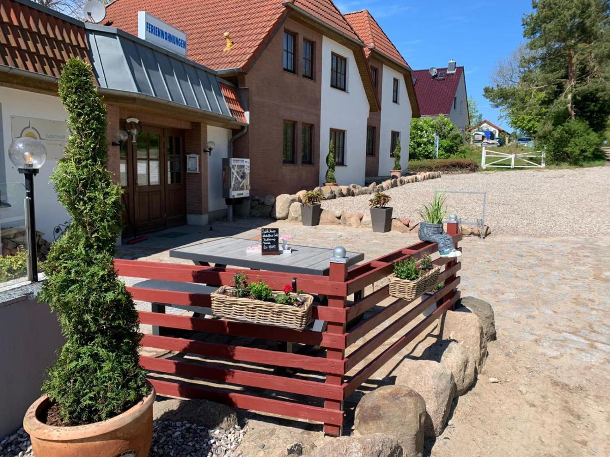 Gasthof Ostwind - ferienwohnungen&meer Steffenshagen Exterior foto